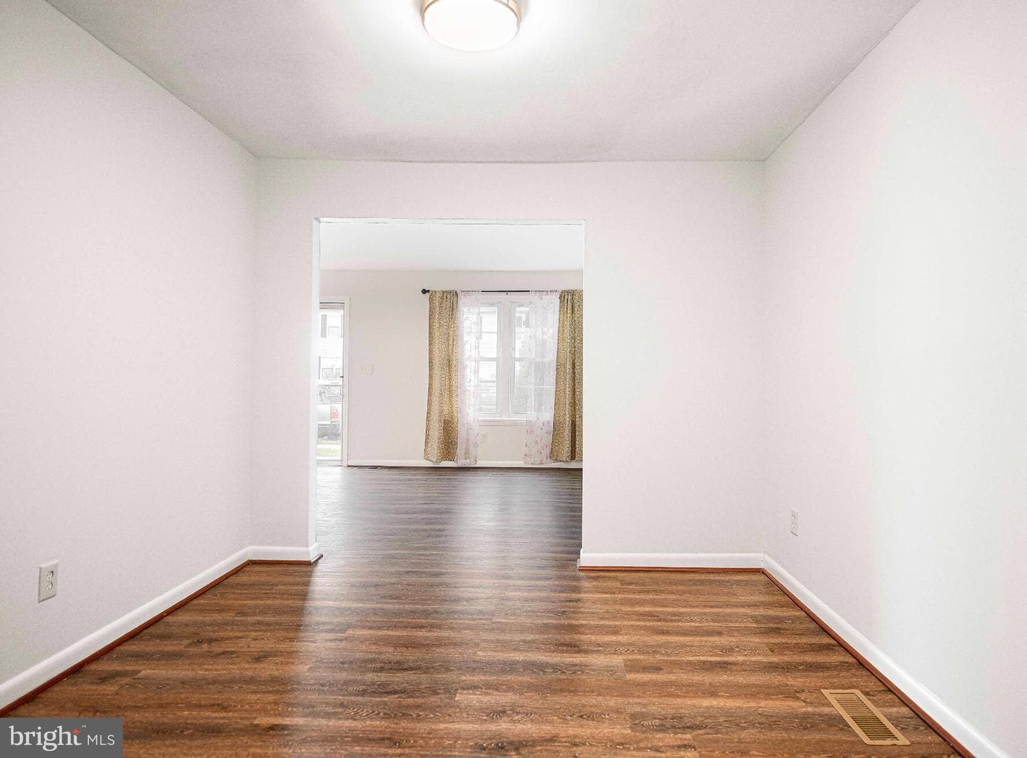 7105 Rutherford Green Circle photo 6