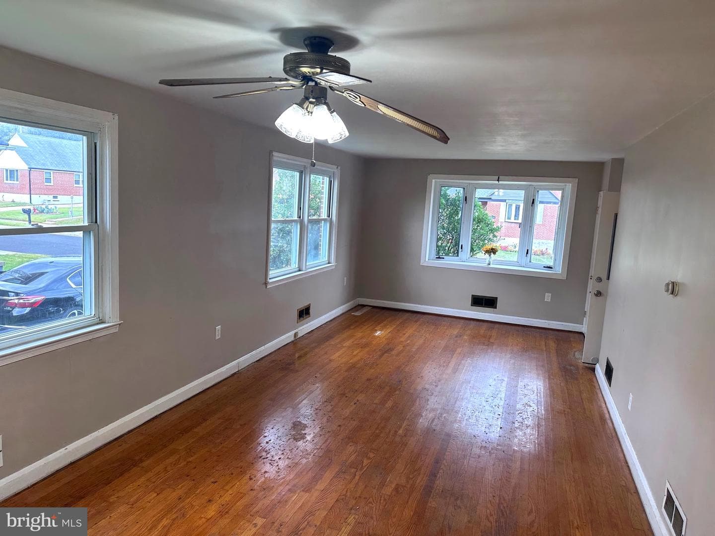 6515 Hazelwood Court photo 5