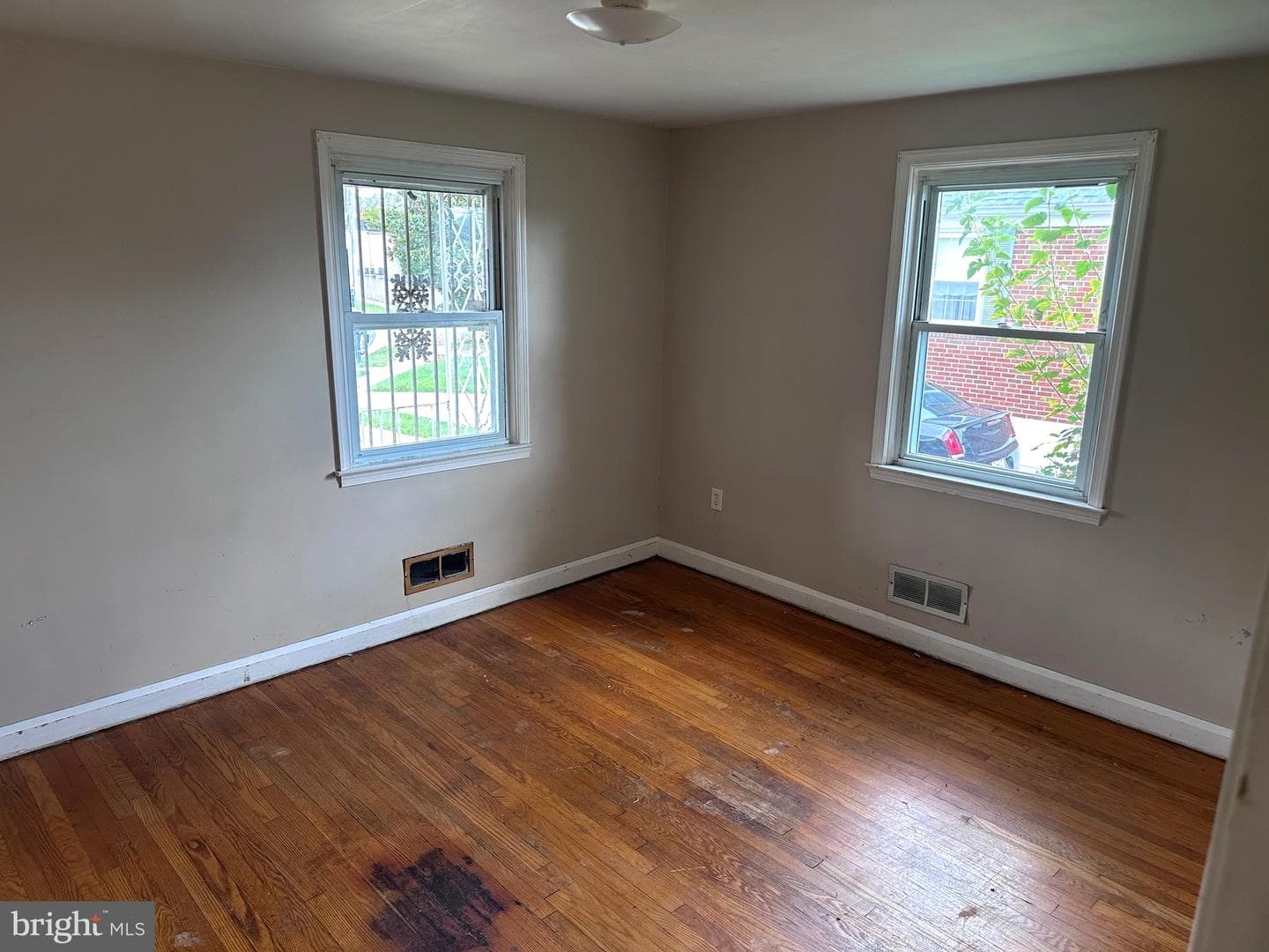 6515 Hazelwood Court photo 7