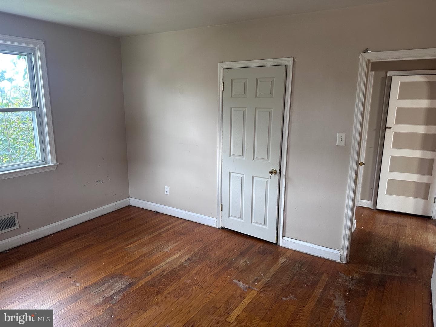 6515 Hazelwood Court photo 8