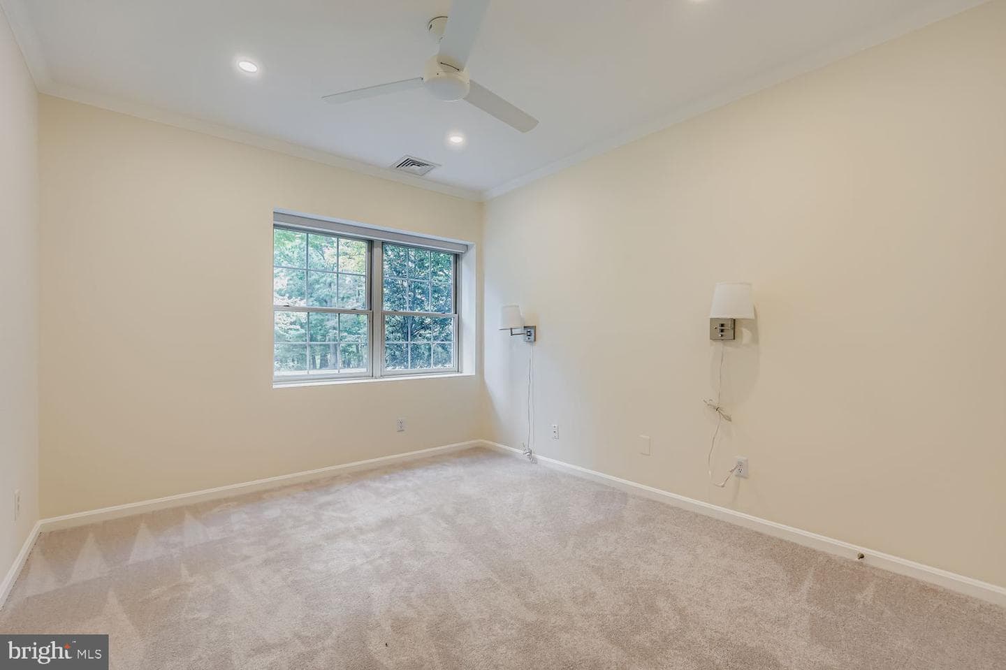200 Belmont Forest #102 photo 23