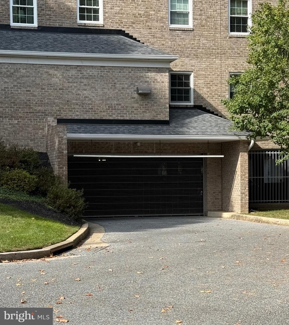 200 Belmont Forest #102 photo 29