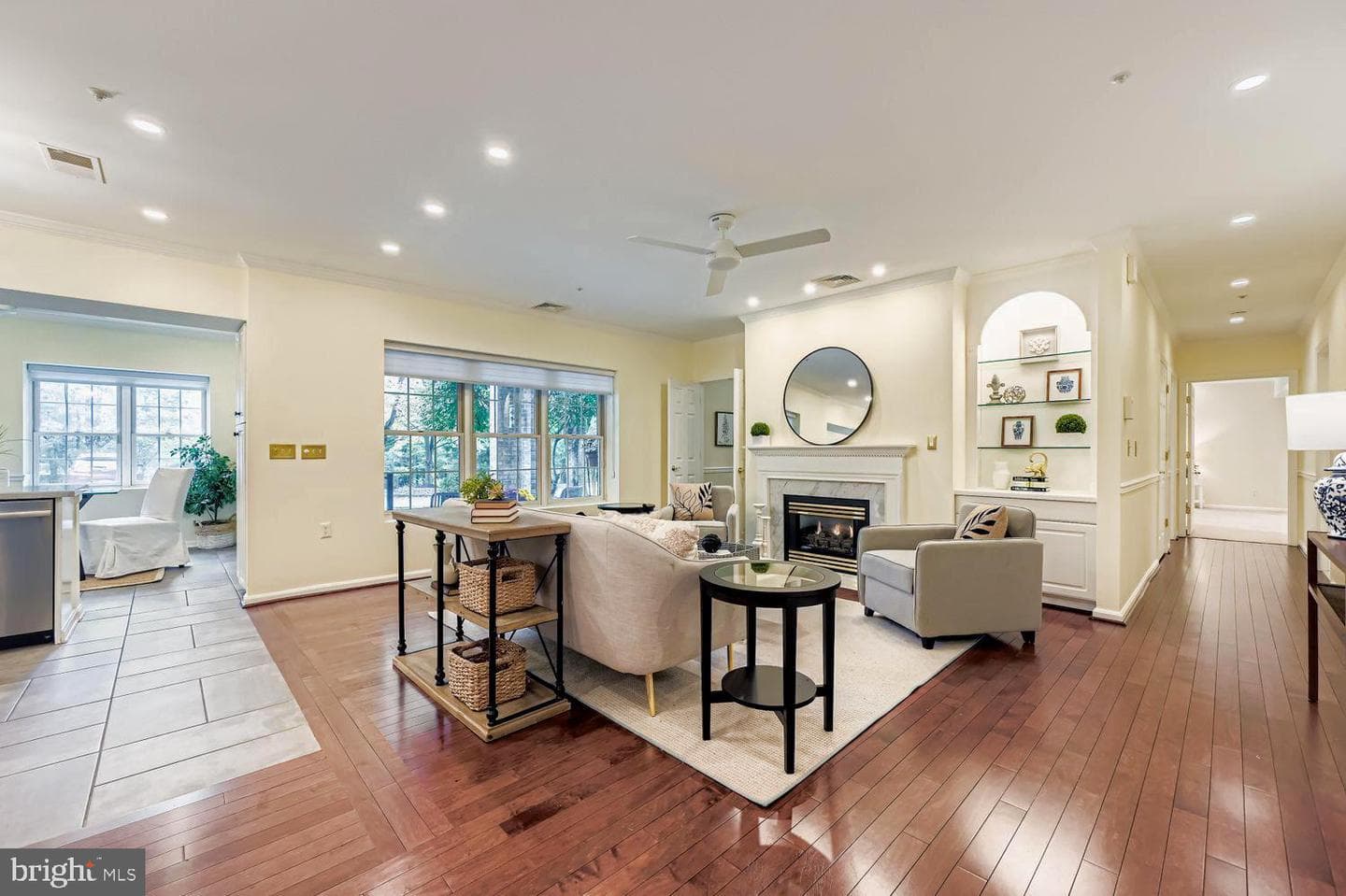 200 Belmont Forest #102 photo 4