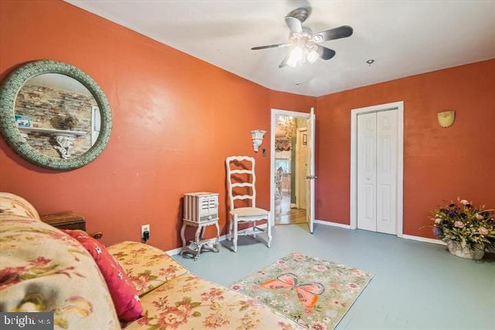 947 Martin Road photo 7