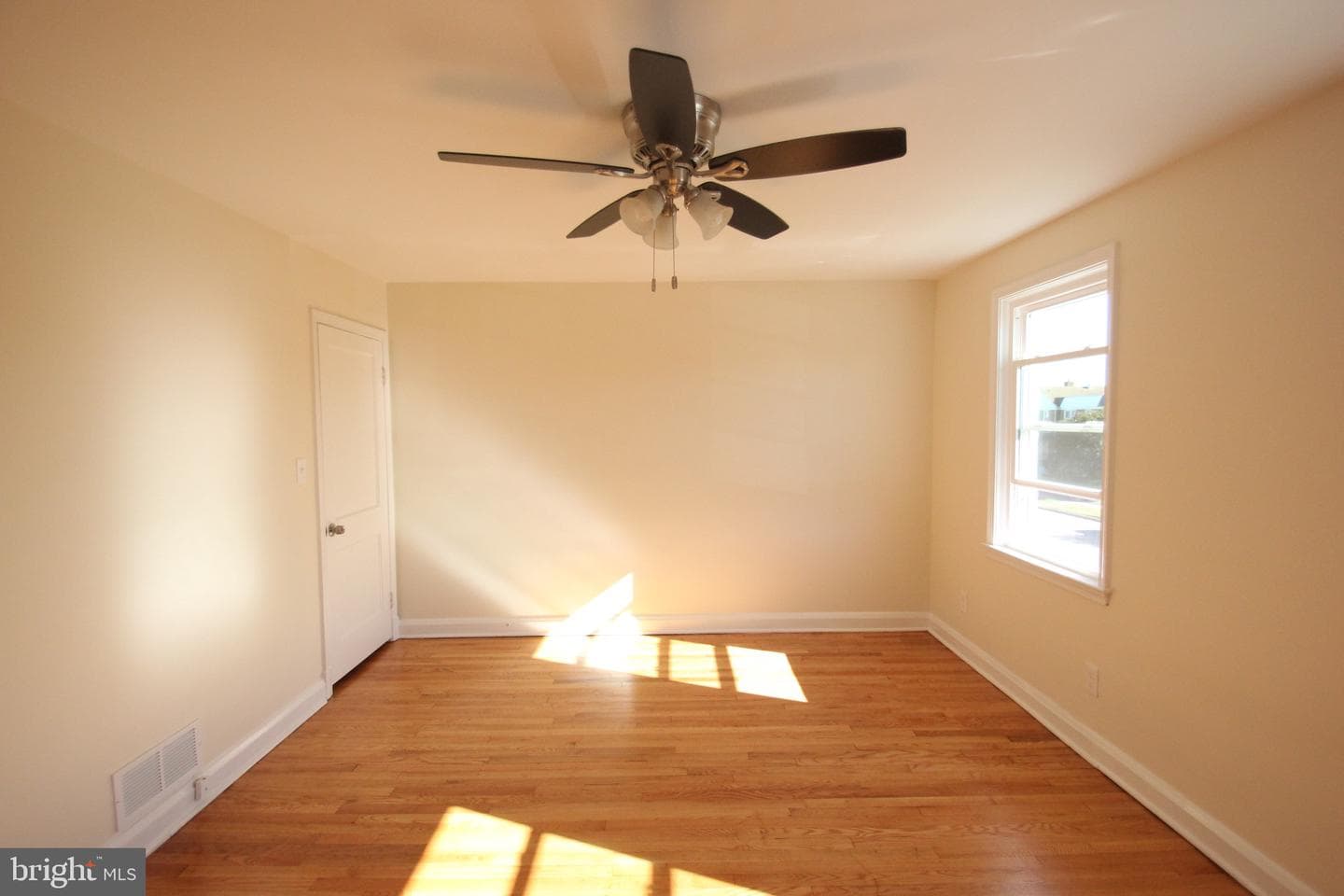 7518 Lawrence Road photo 11