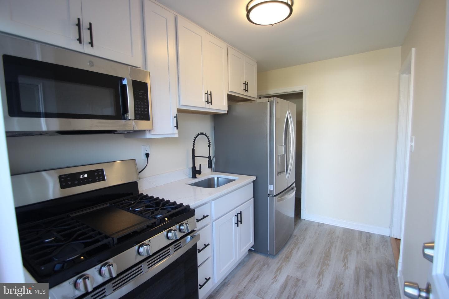 7518 Lawrence Road photo 2