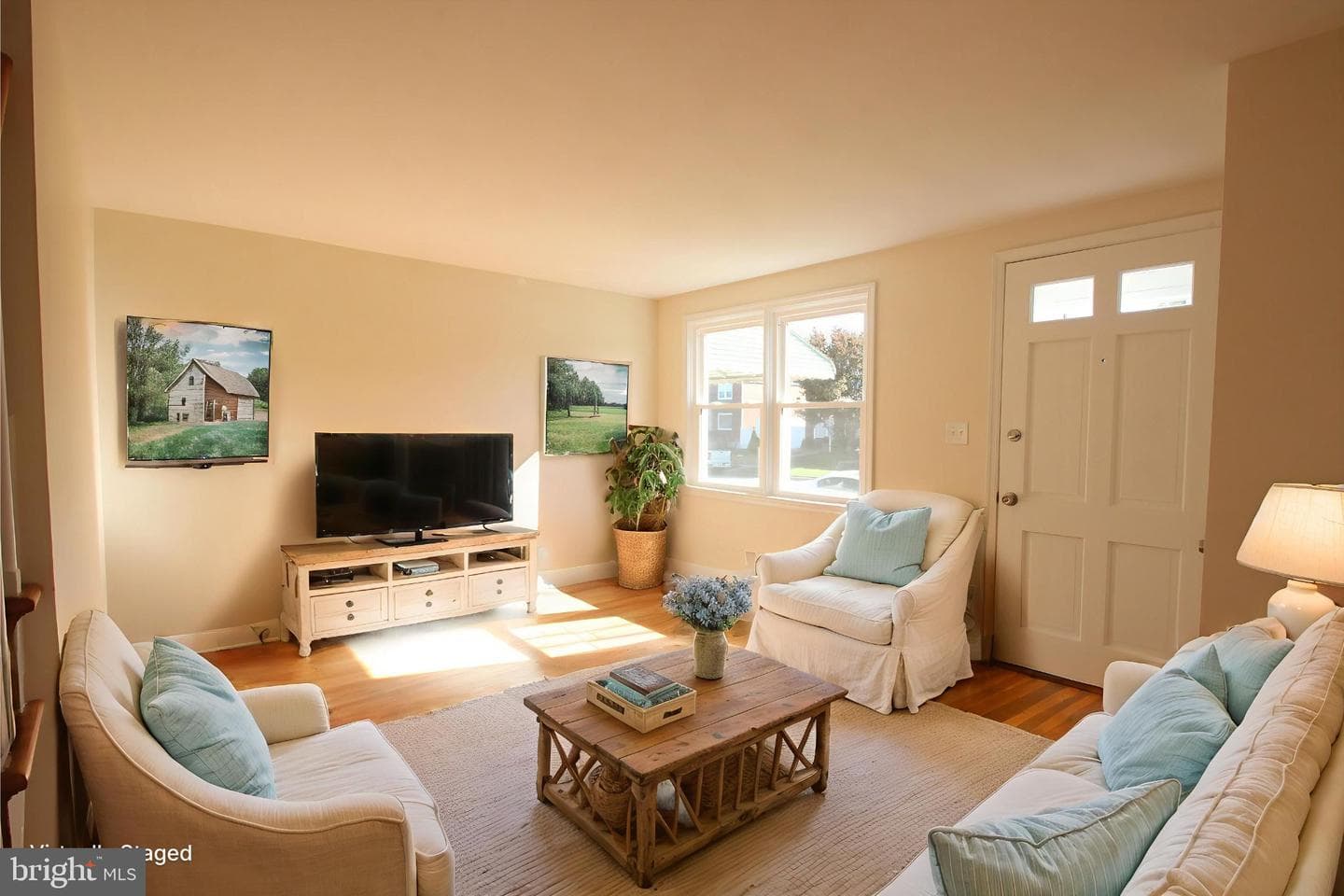 7518 Lawrence Road photo 3