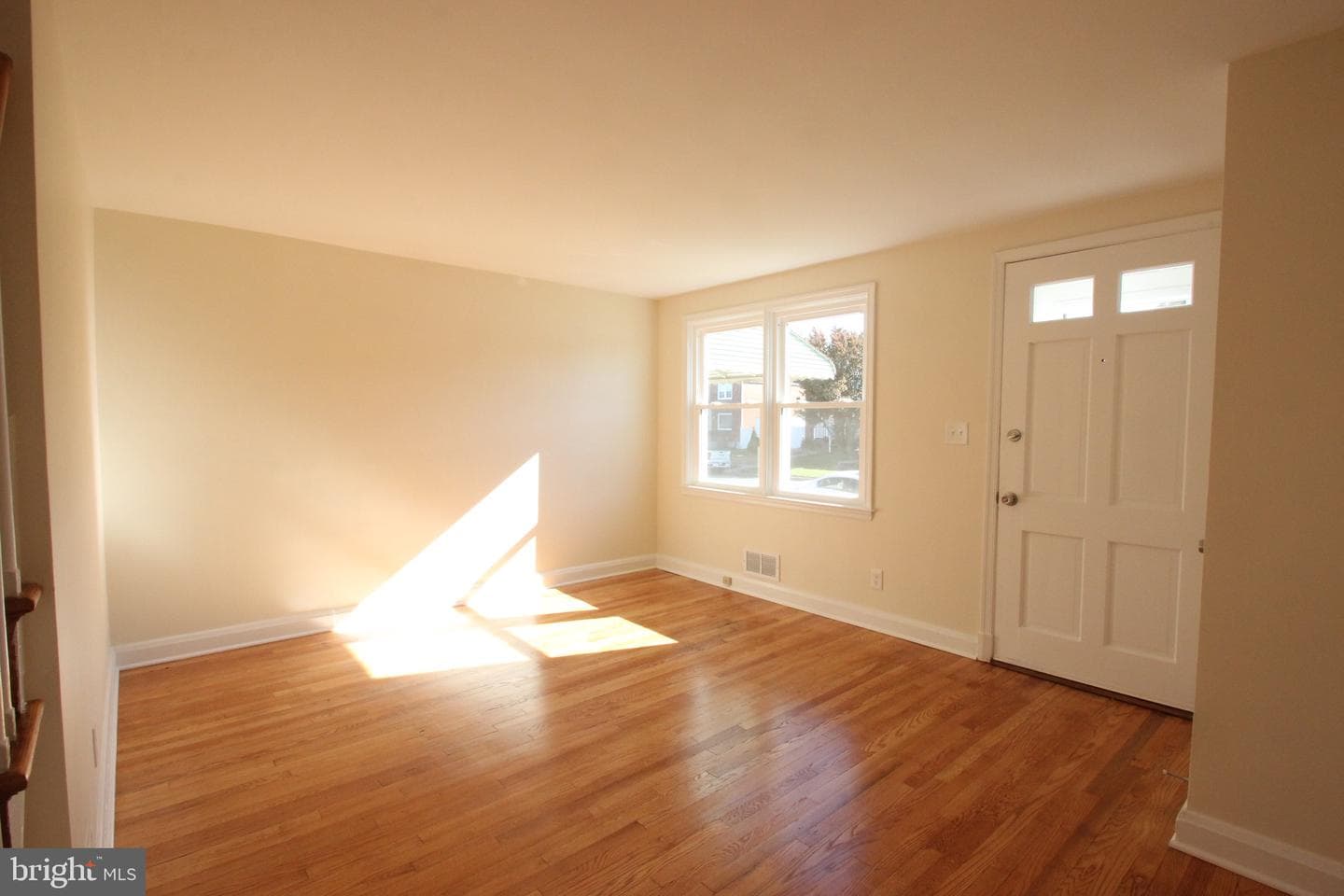 7518 Lawrence Road photo 7