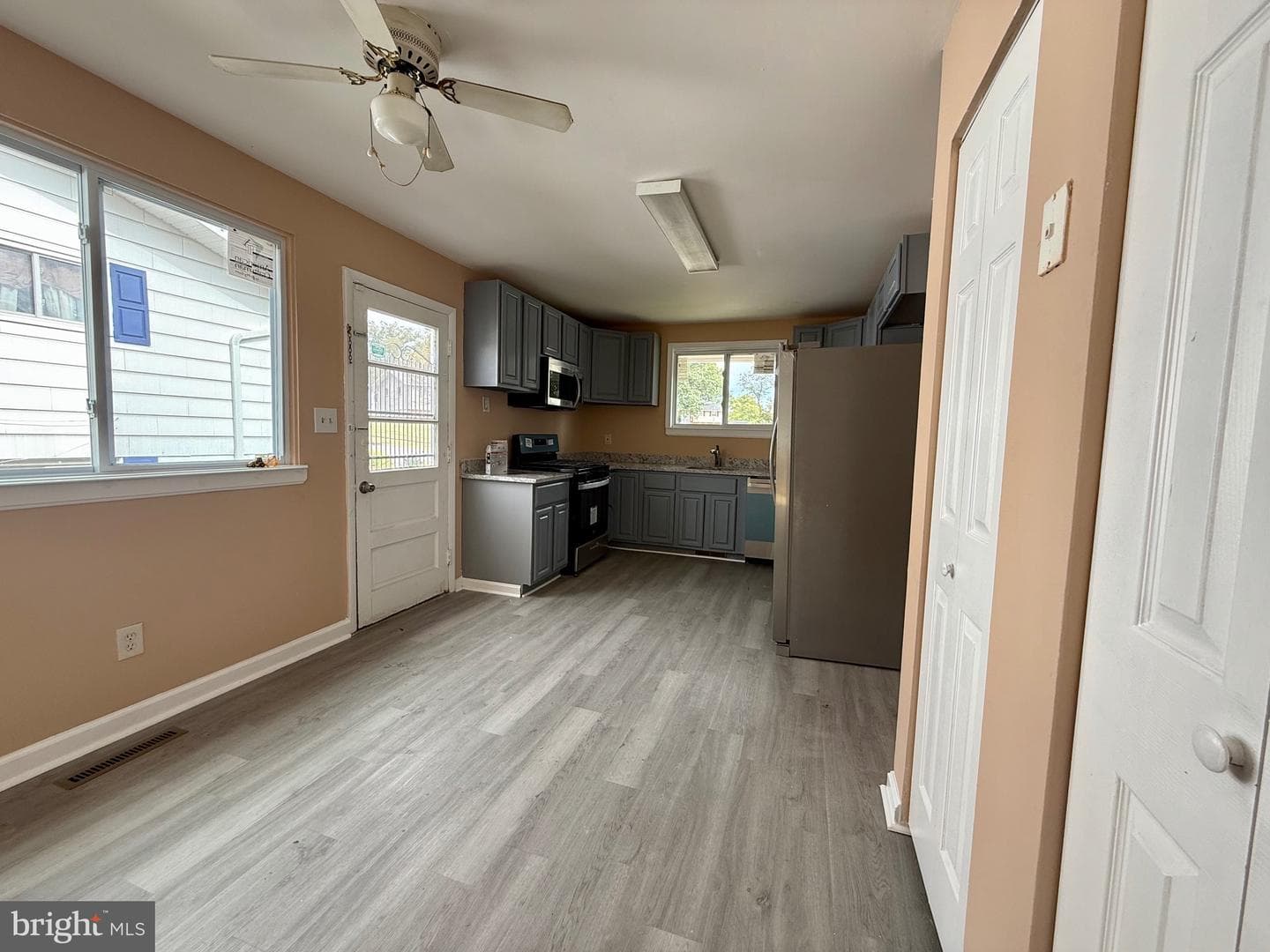 3414 Courtleigh Drive photo 5