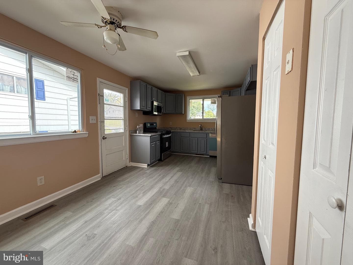 3414 Courtleigh Drive photo 6