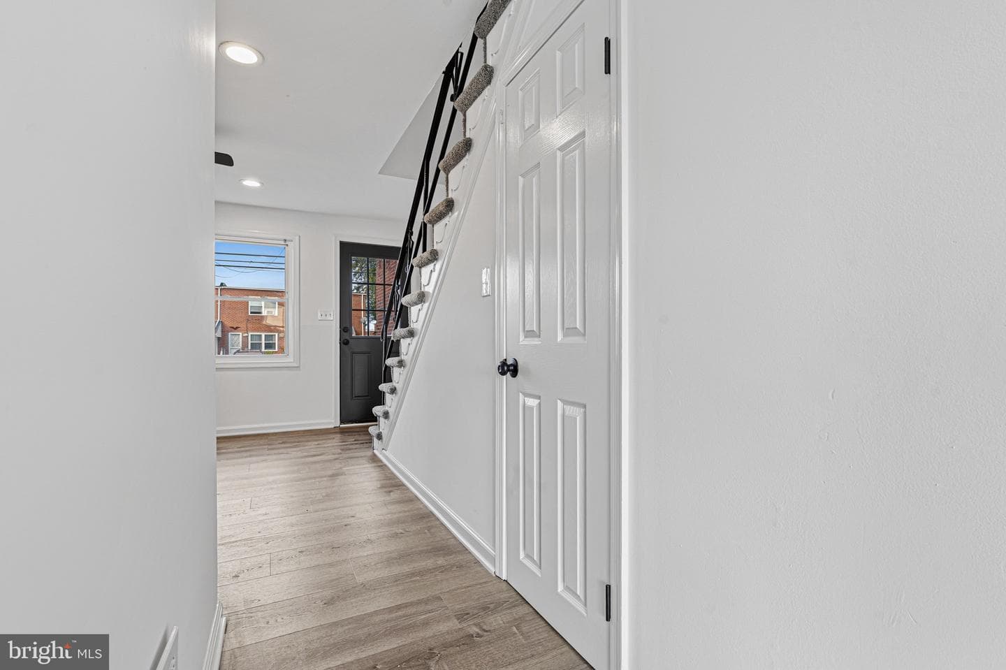 8110 N Boundary Road photo 7