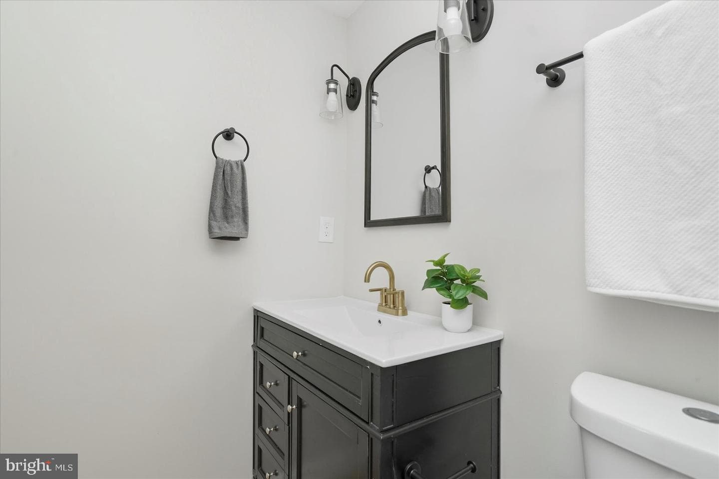 2105 Stringtown Road photo 31