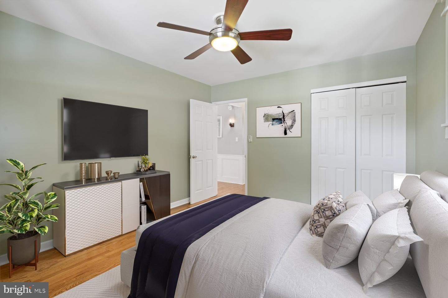 27 Edgemoor photo 11