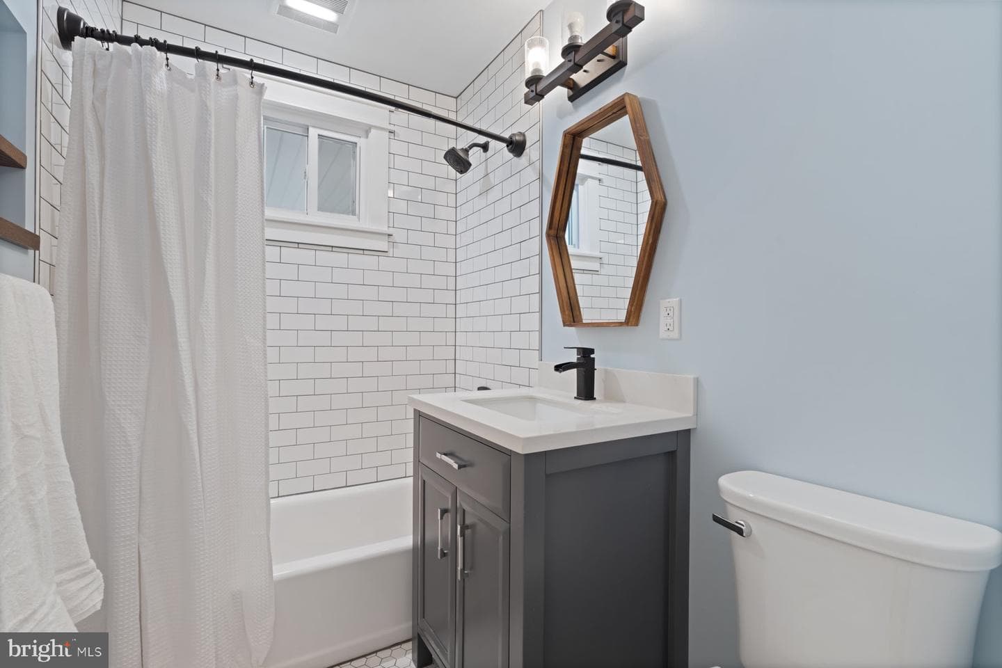 27 Edgemoor photo 14