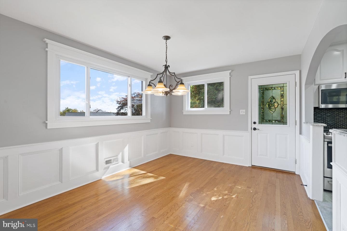 27 Edgemoor photo 4