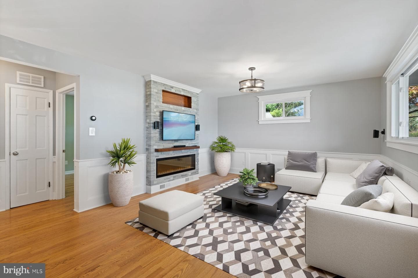 27 Edgemoor photo 9