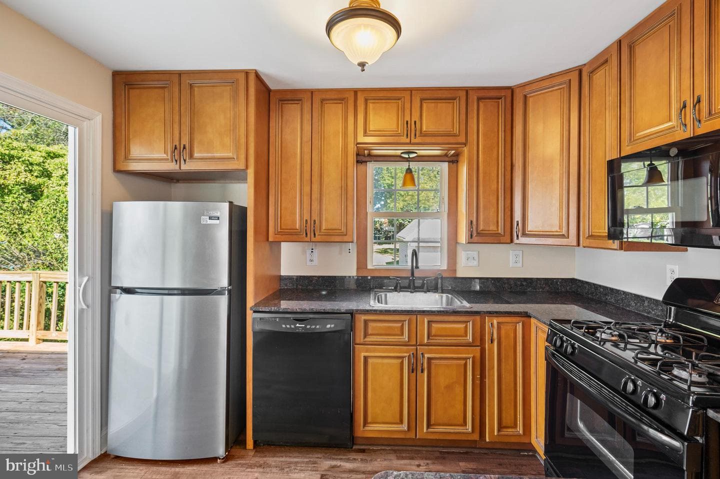 2114 Oakland Road photo 7