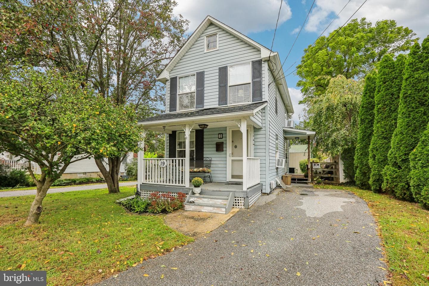 19 Bond Avenue