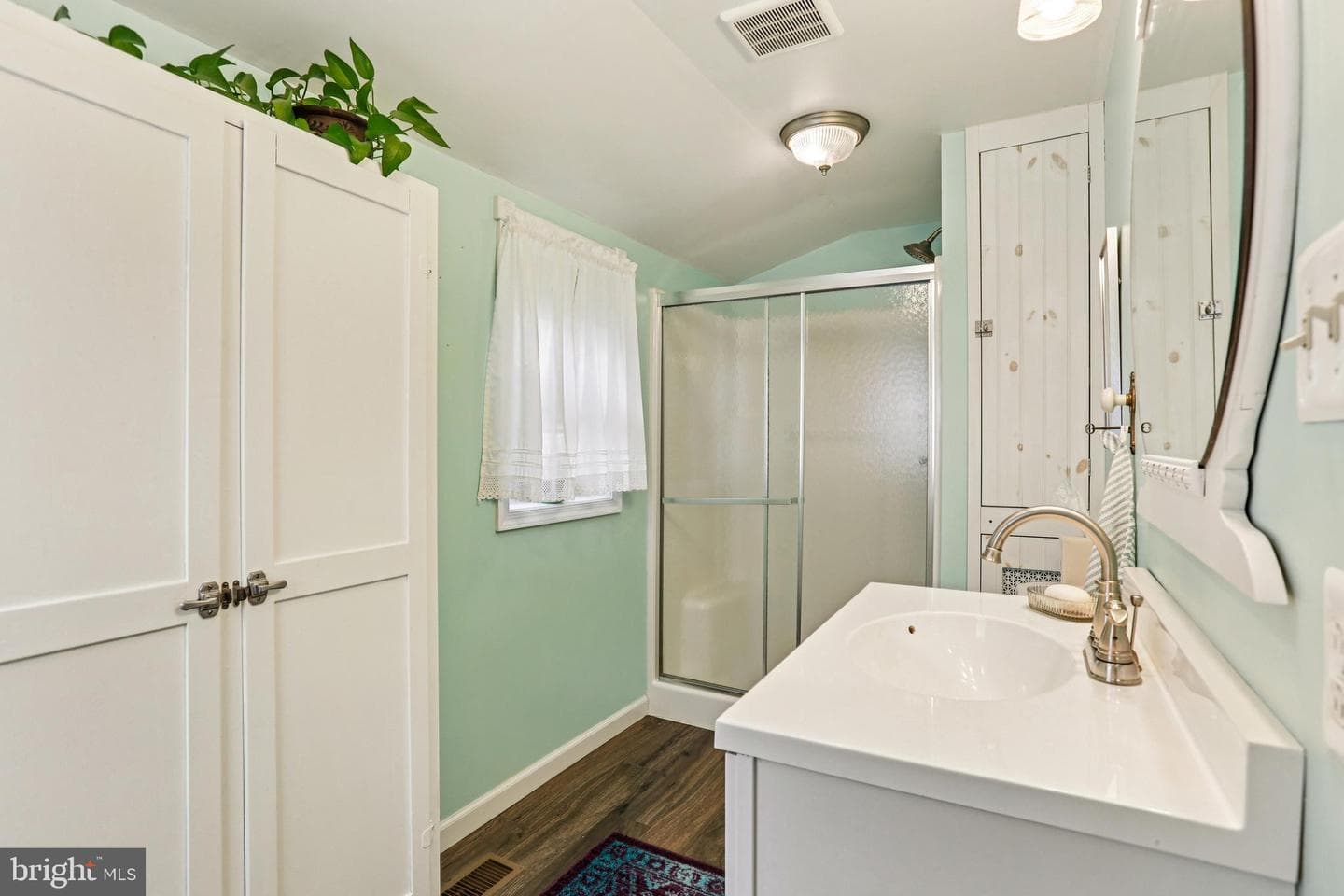 19 Bond Avenue photo 11