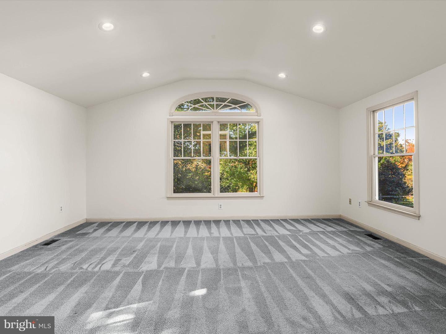 8 Seminole Avenue photo 21