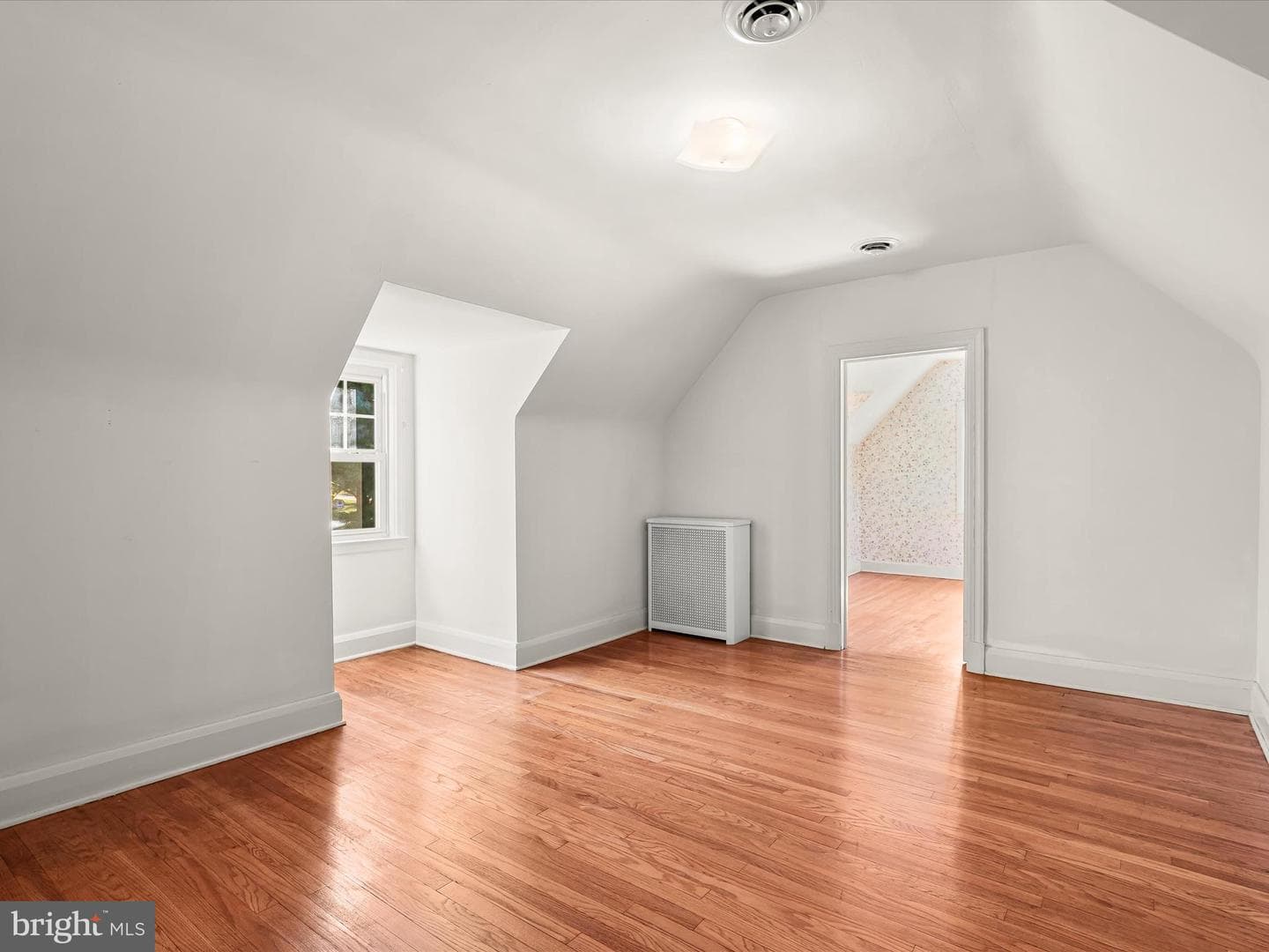 8 Seminole Avenue photo 31