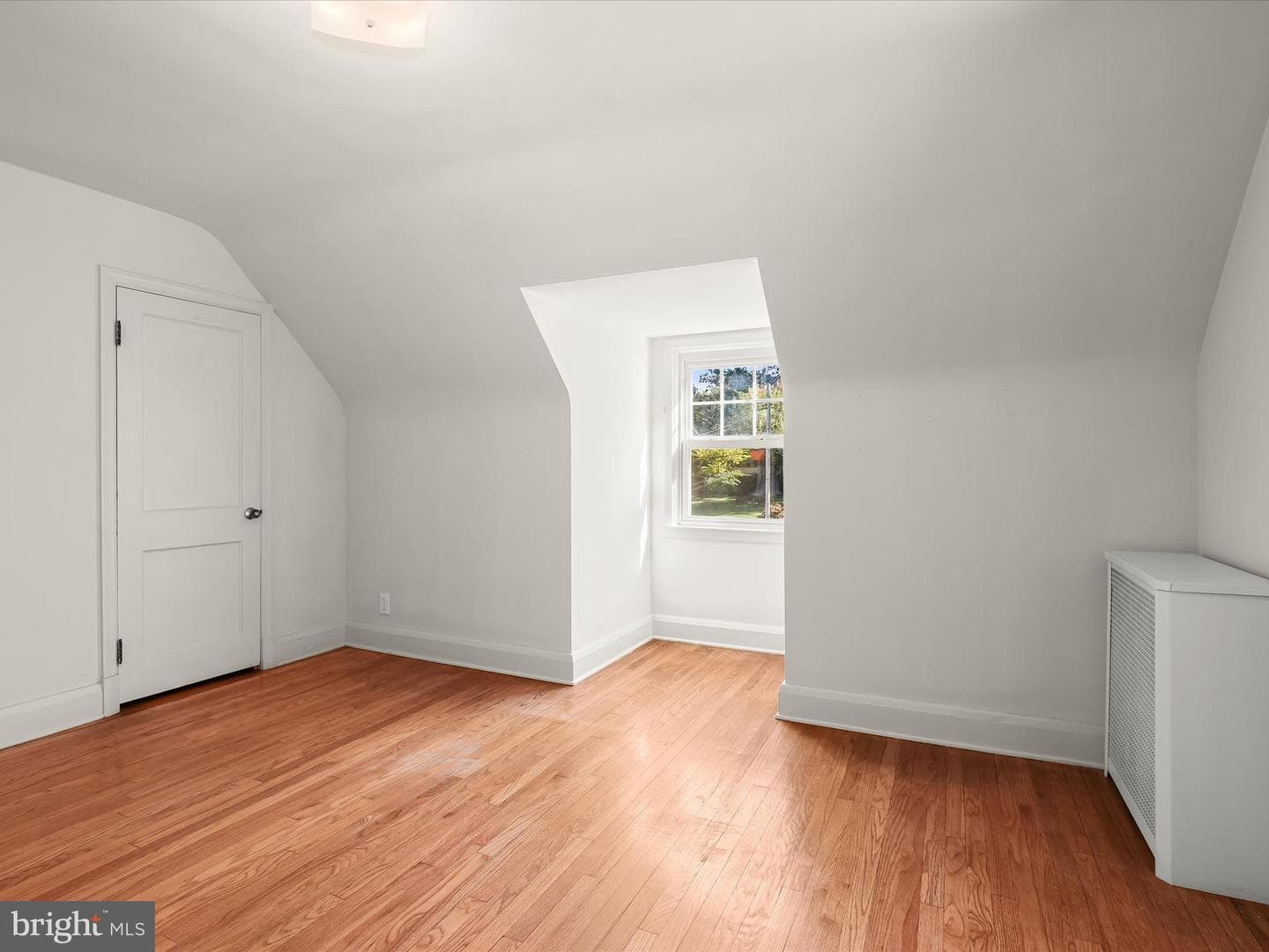 8 Seminole Avenue photo 33