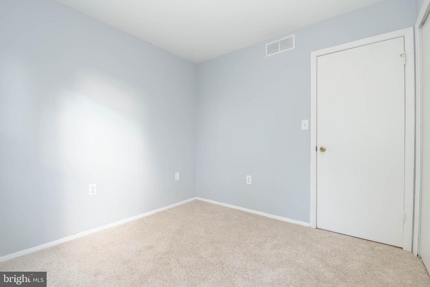 1514 Taylor Avenue photo 18