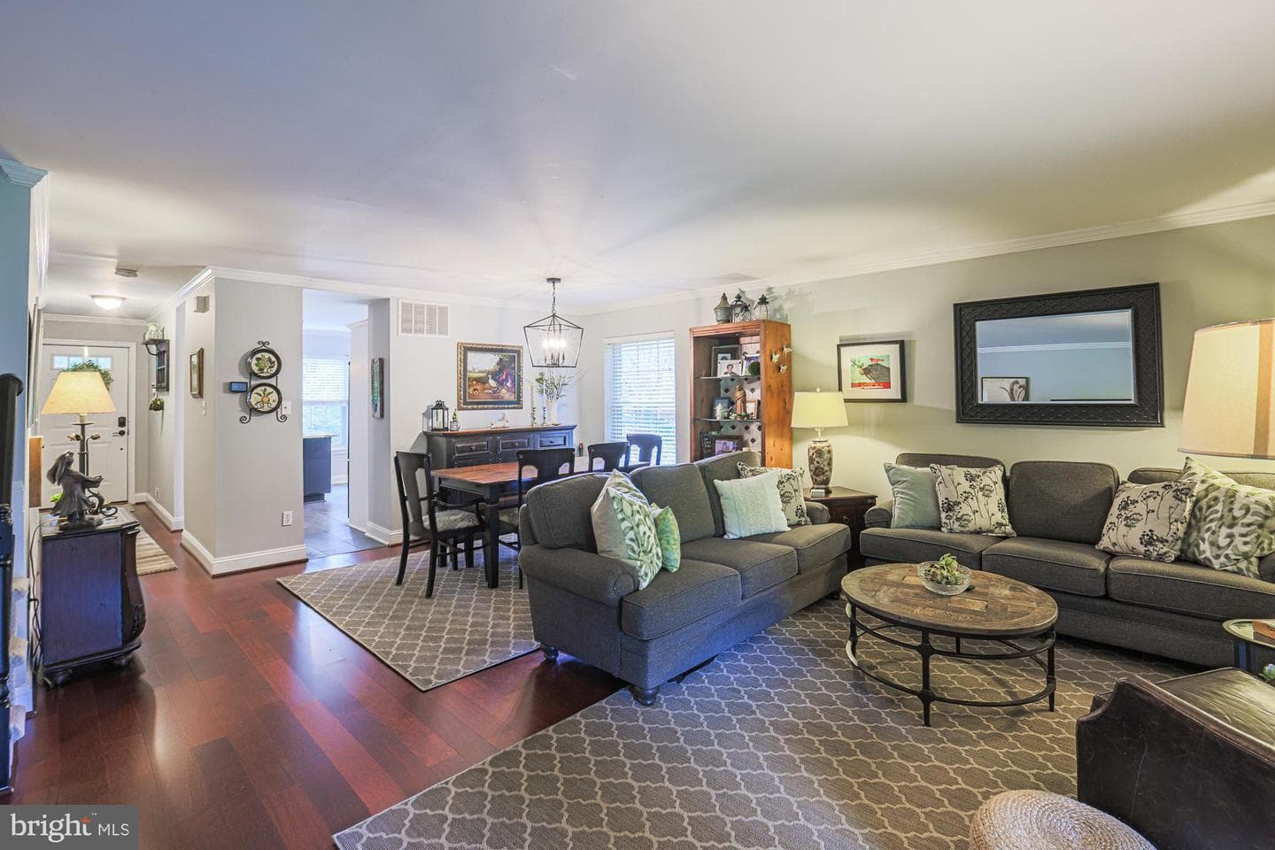 16 Meadow Run Court photo 18
