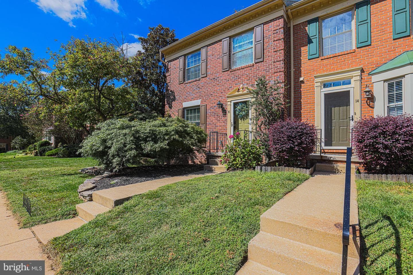 16 Meadow Run Court photo 3
