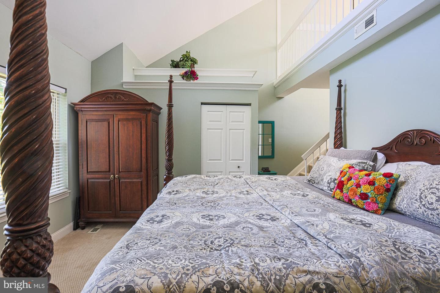 16 Meadow Run Court photo 31