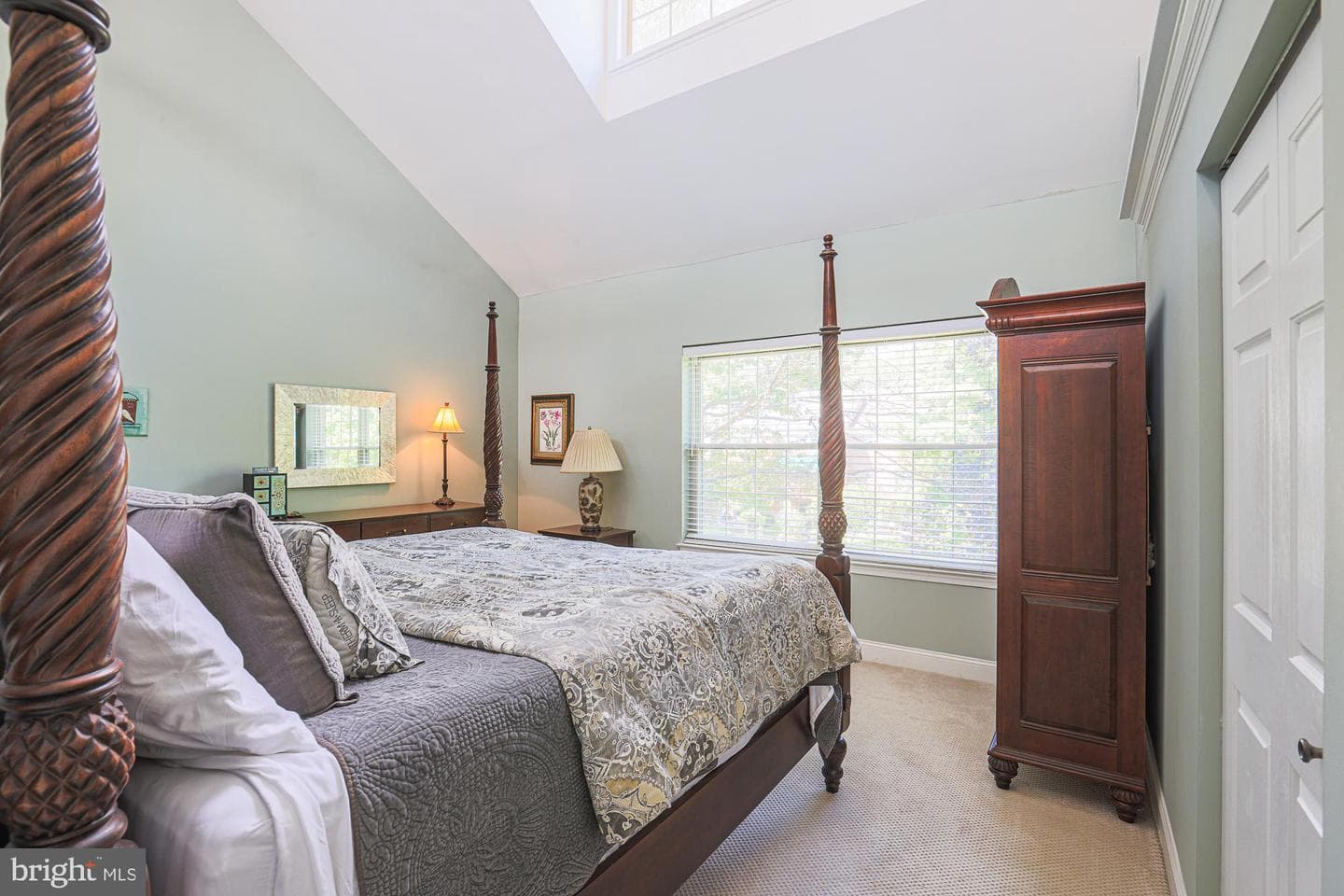 16 Meadow Run Court photo 33