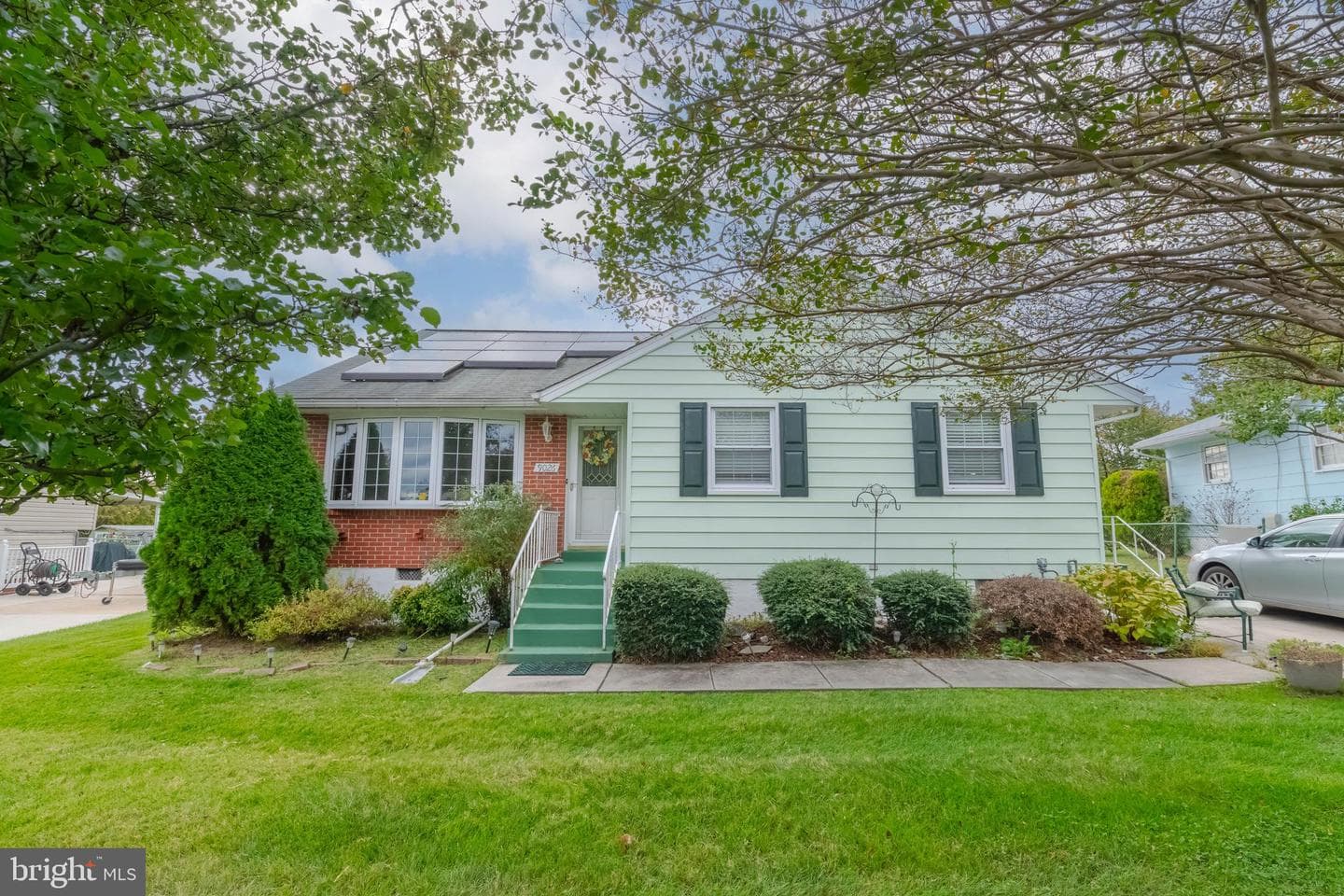 9026 Carlisle Avenue photo 2