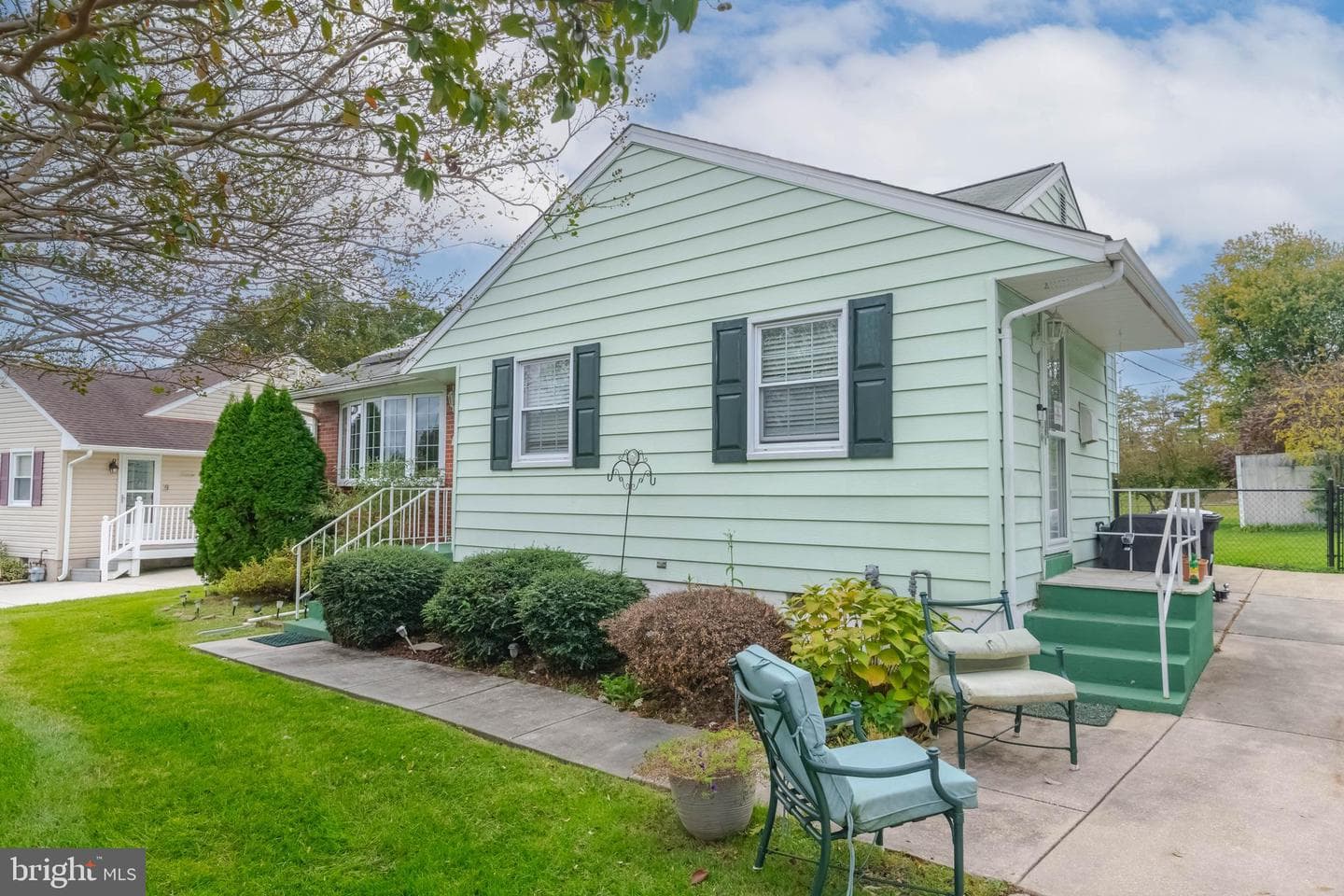 9026 Carlisle Avenue photo 3