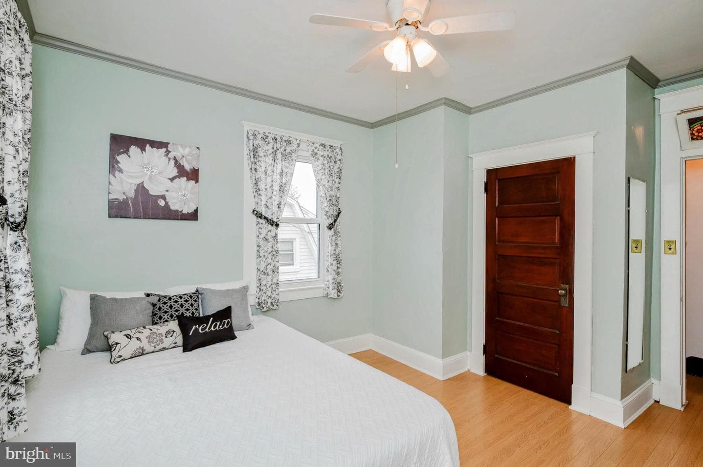 632 Plymouth Road photo 18