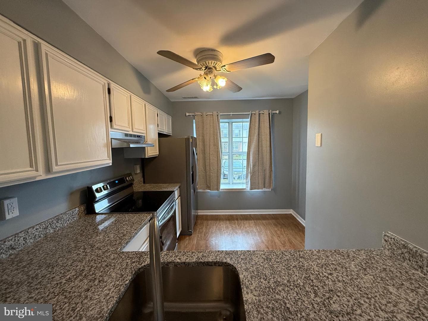 54 Chelmsford Court photo 11