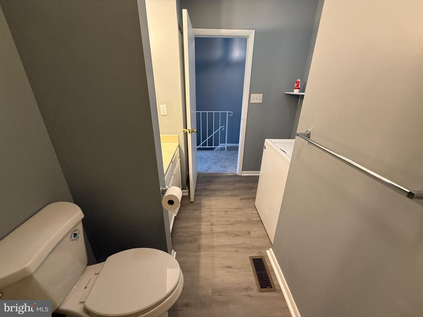 54 Chelmsford Court photo 29
