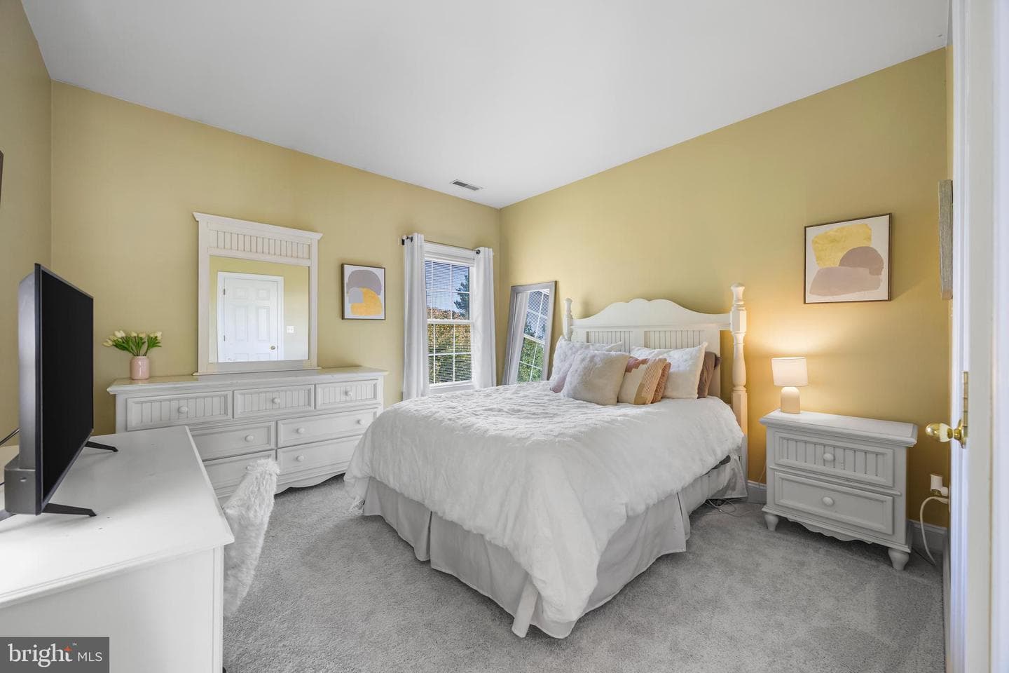 103 Troutbeck Court photo 33