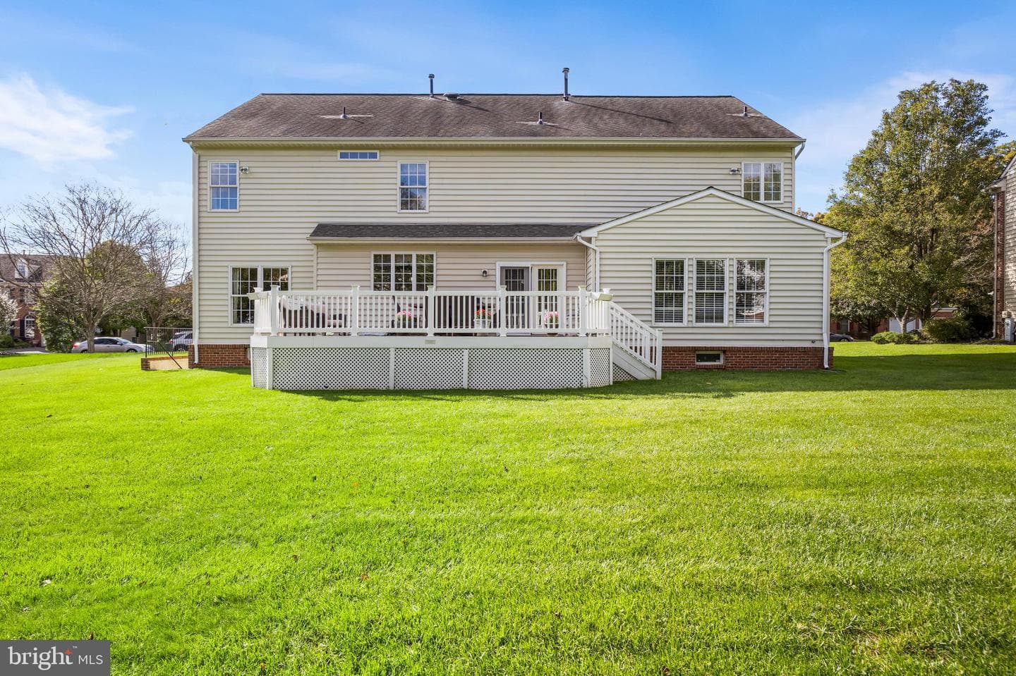 103 Troutbeck Court photo 43