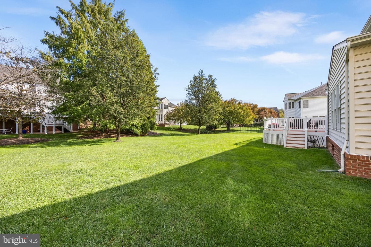 103 Troutbeck Court photo 46