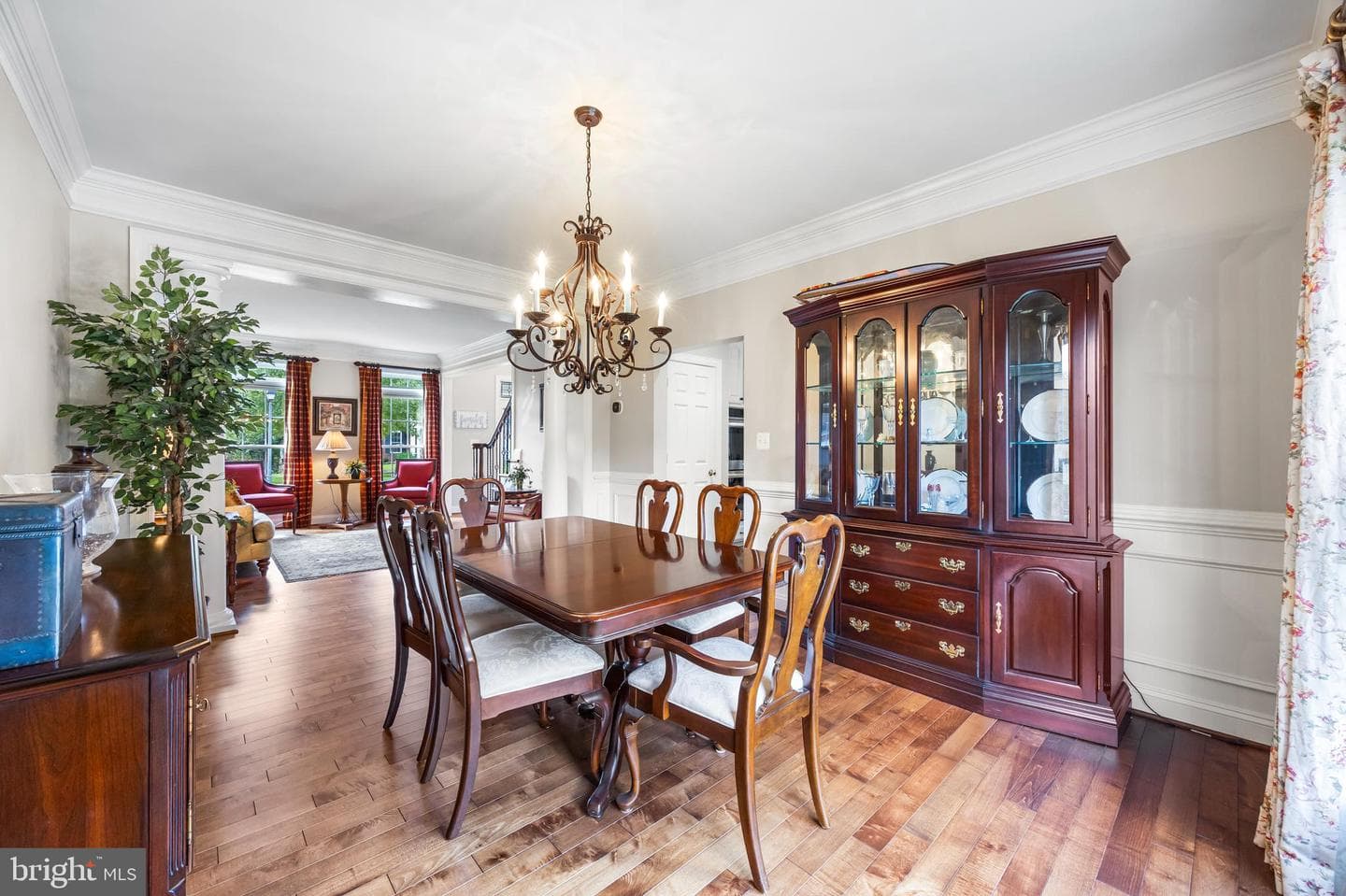 103 Troutbeck Court photo 8