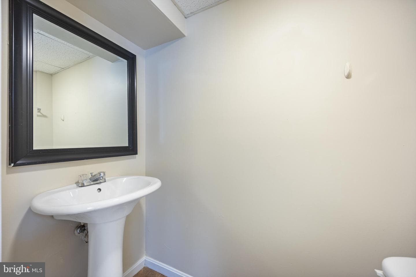 13 Sylvanhurst Court photo 32