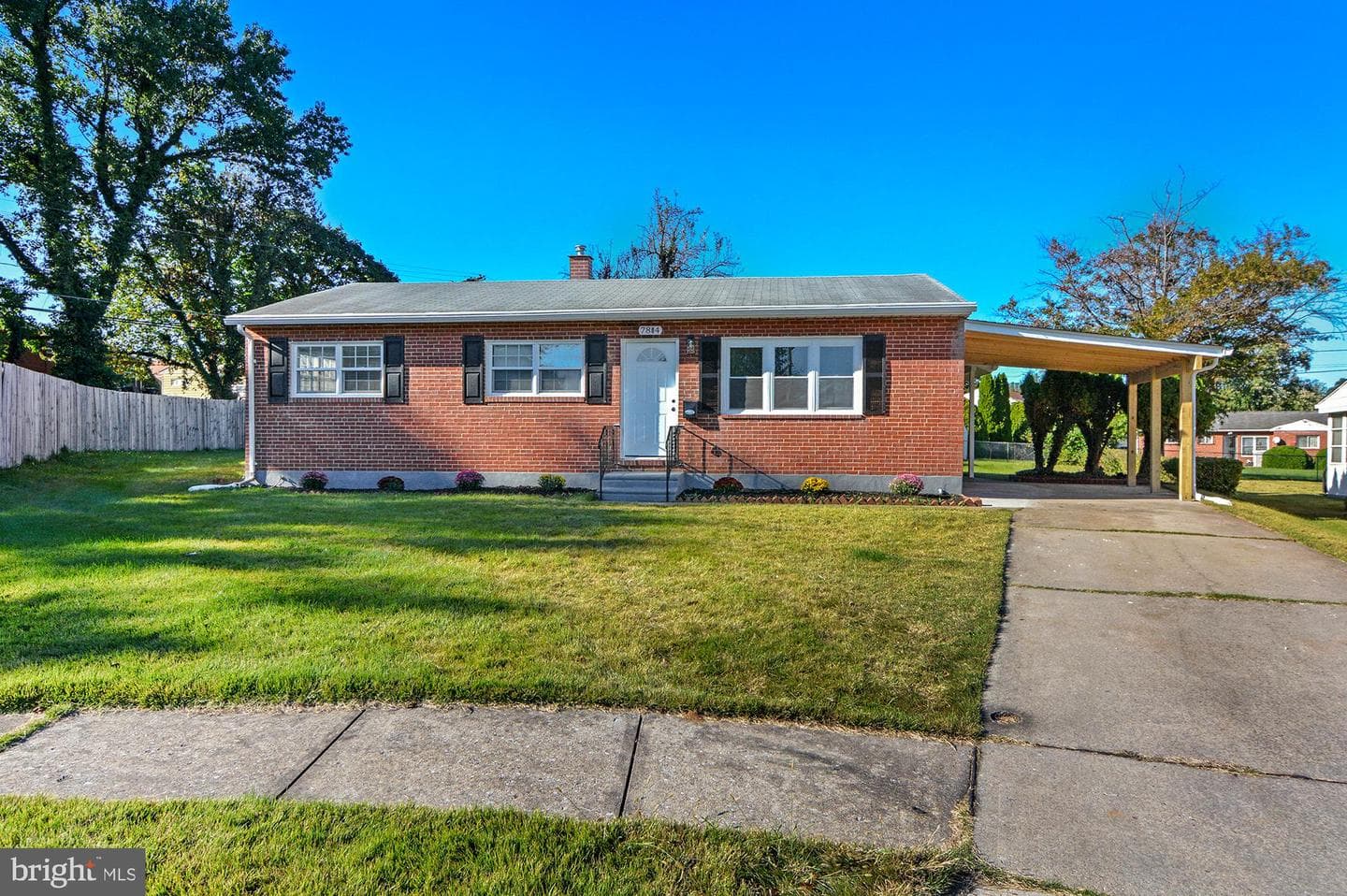 7804 Carmel Circle photo 2