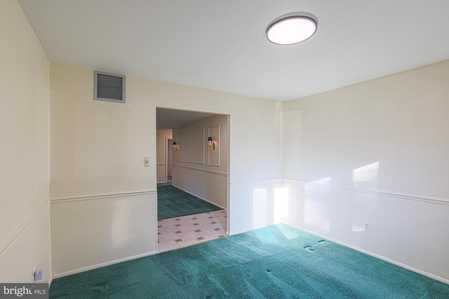 8602 David Avenue photo 3