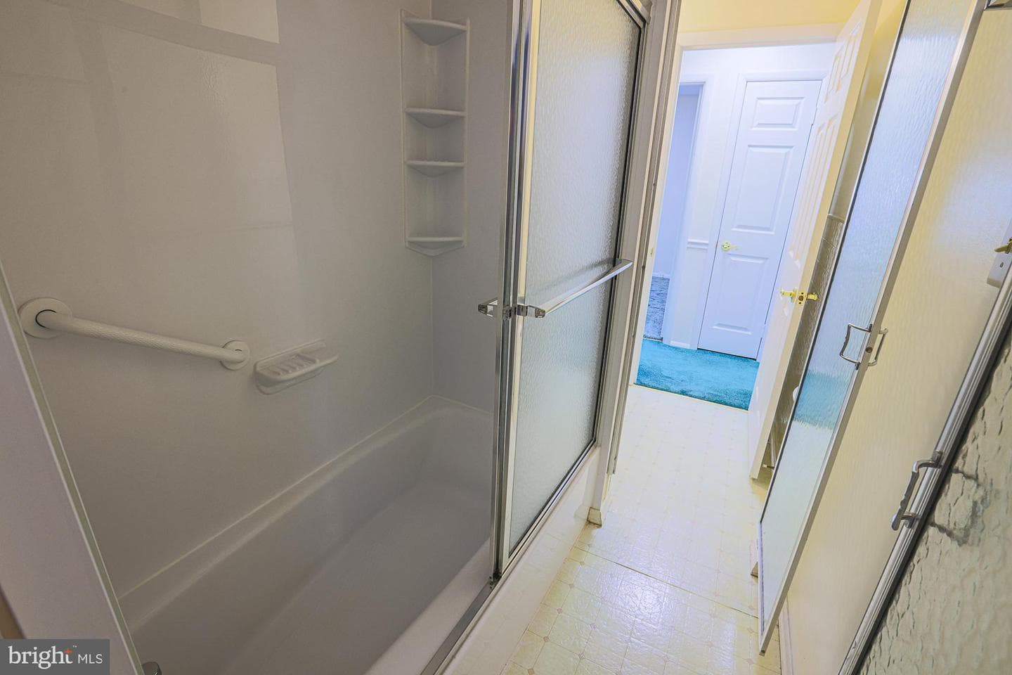 8602 David Avenue photo 37