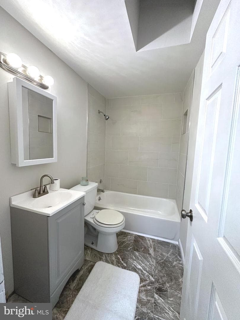 2725 Yarnall Road photo 15