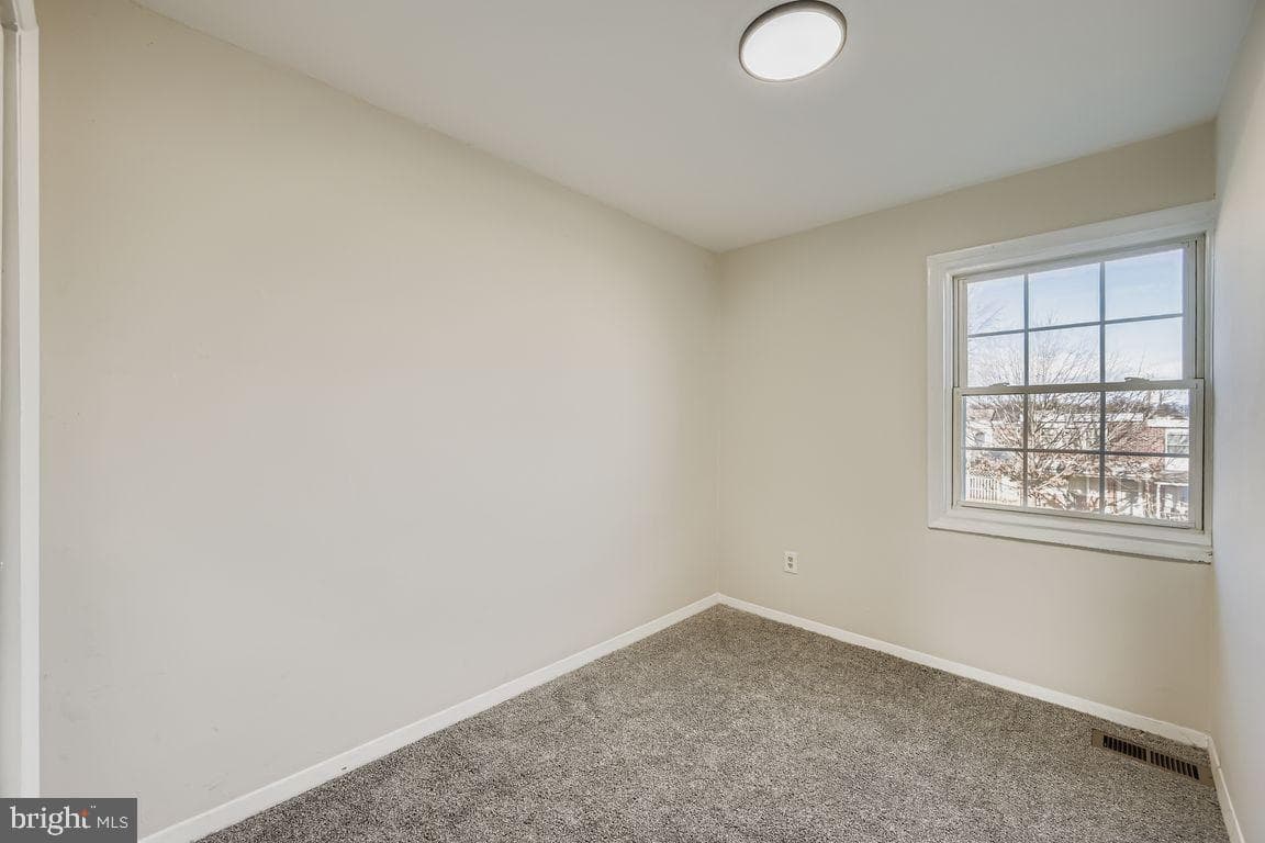 2725 Yarnall Road photo 18