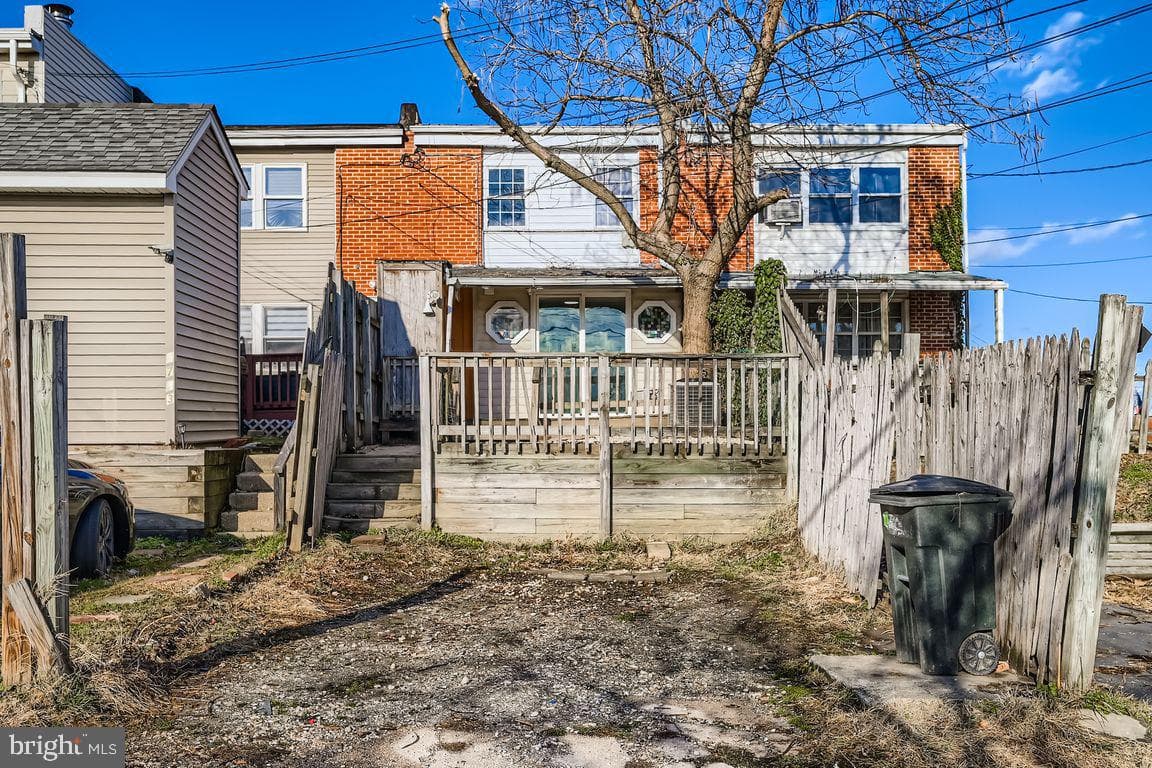 2725 Yarnall Road photo 21