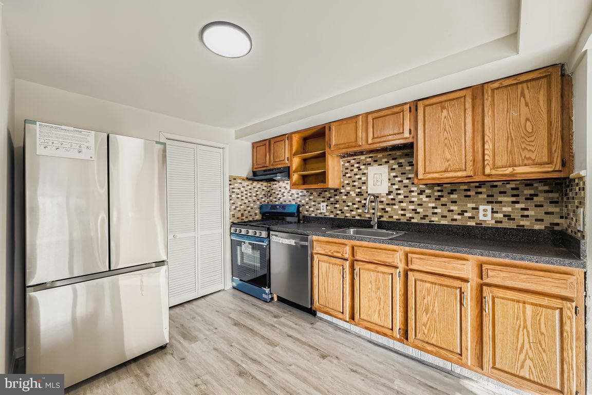 2725 Yarnall Road photo 7