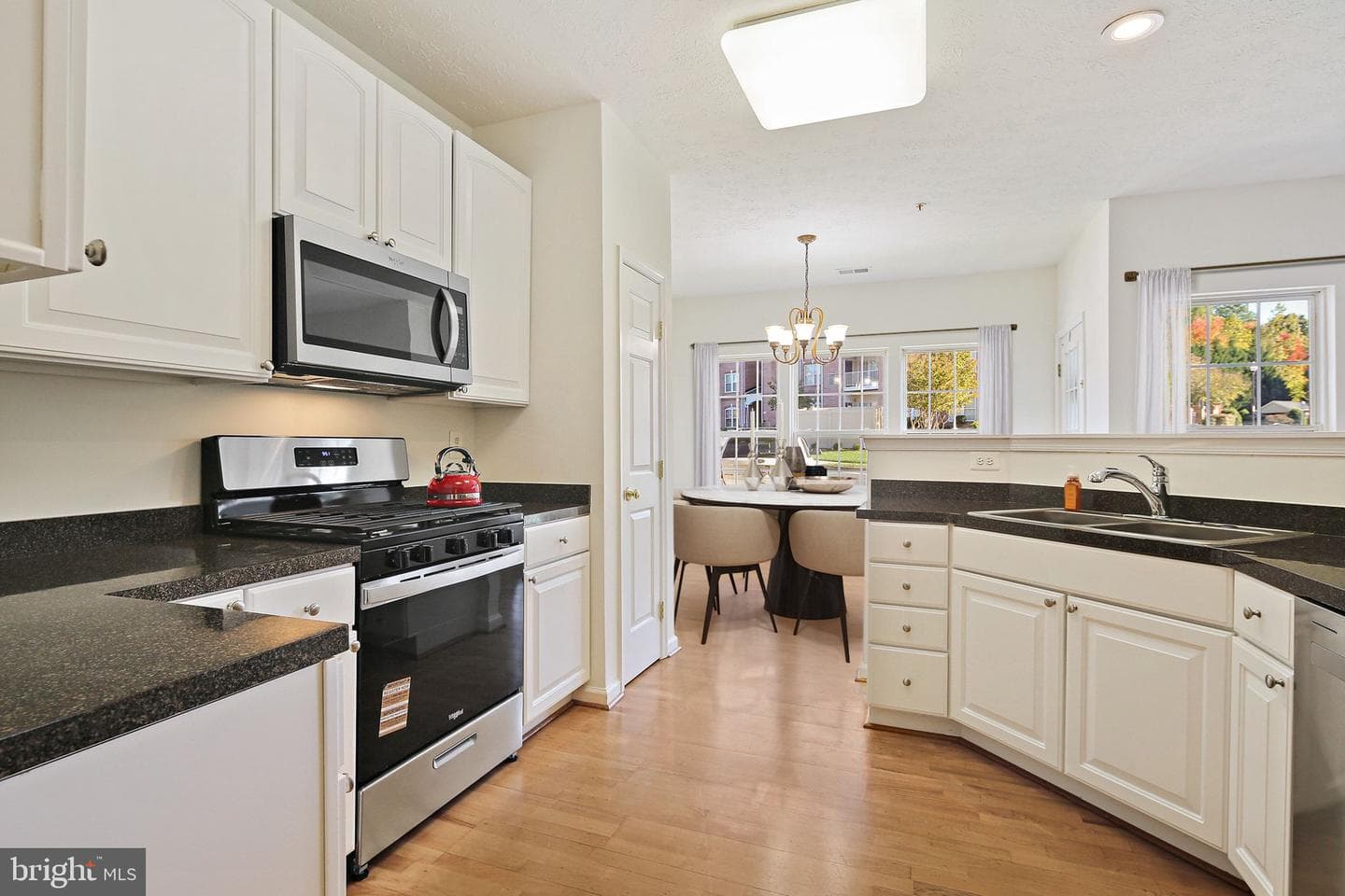 9500 Amberleigh Lane #9500d photo 16