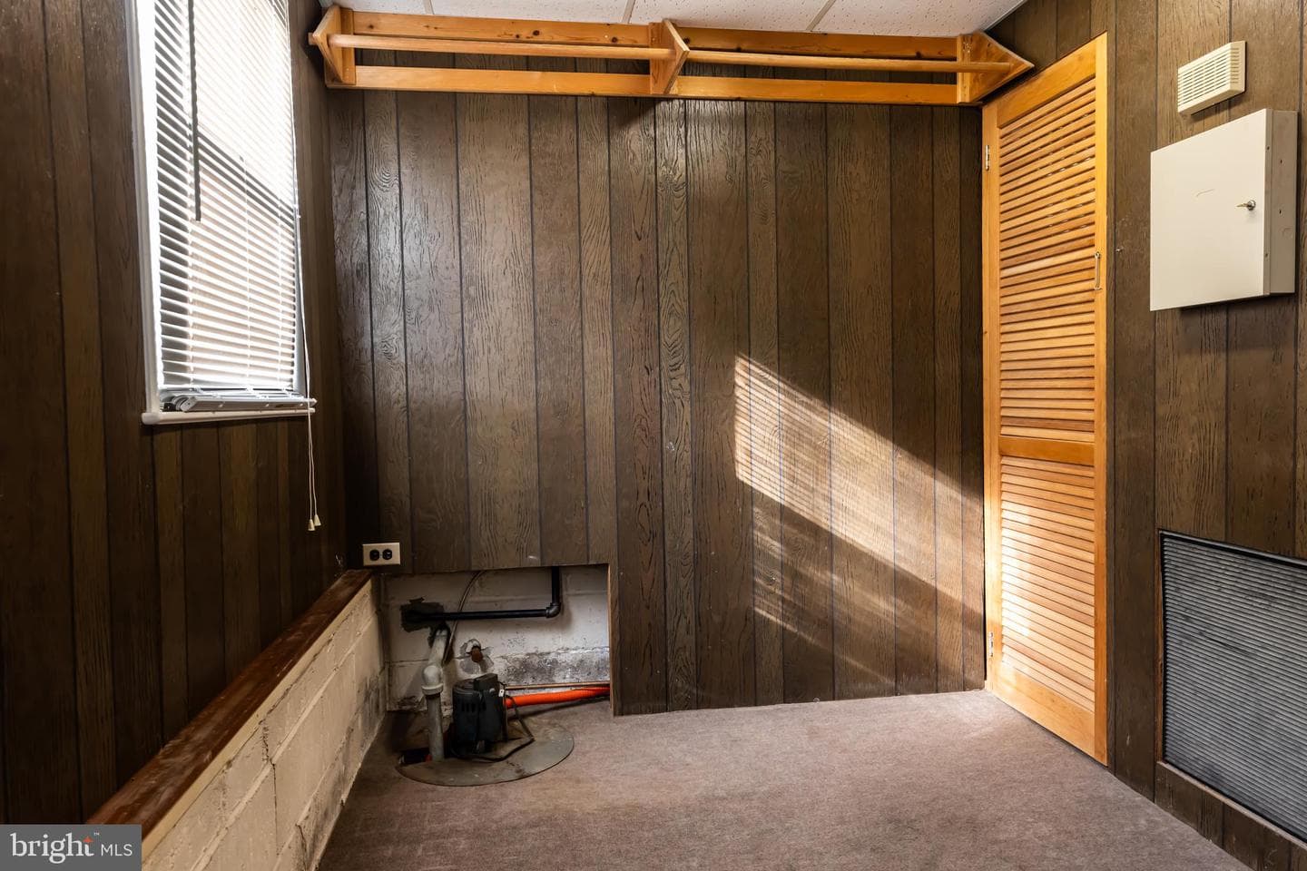 2303 Wuthering Road photo 30